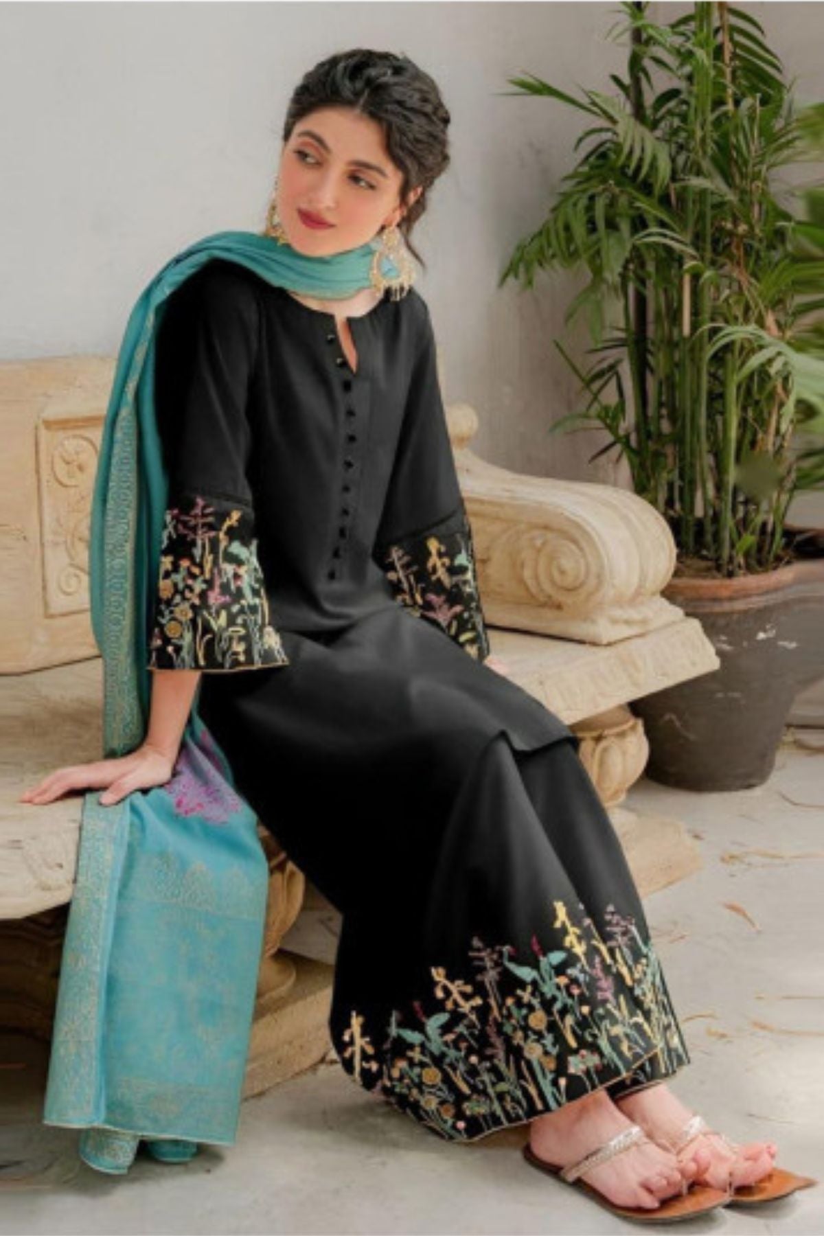 Kastoor- Dhanak Embroidered three piece With Dhanak Shawl