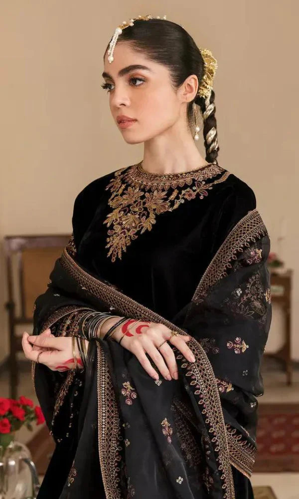 Unstitched 3PCs Embroidered Velvet Dress With Organza Embroidered Dopata