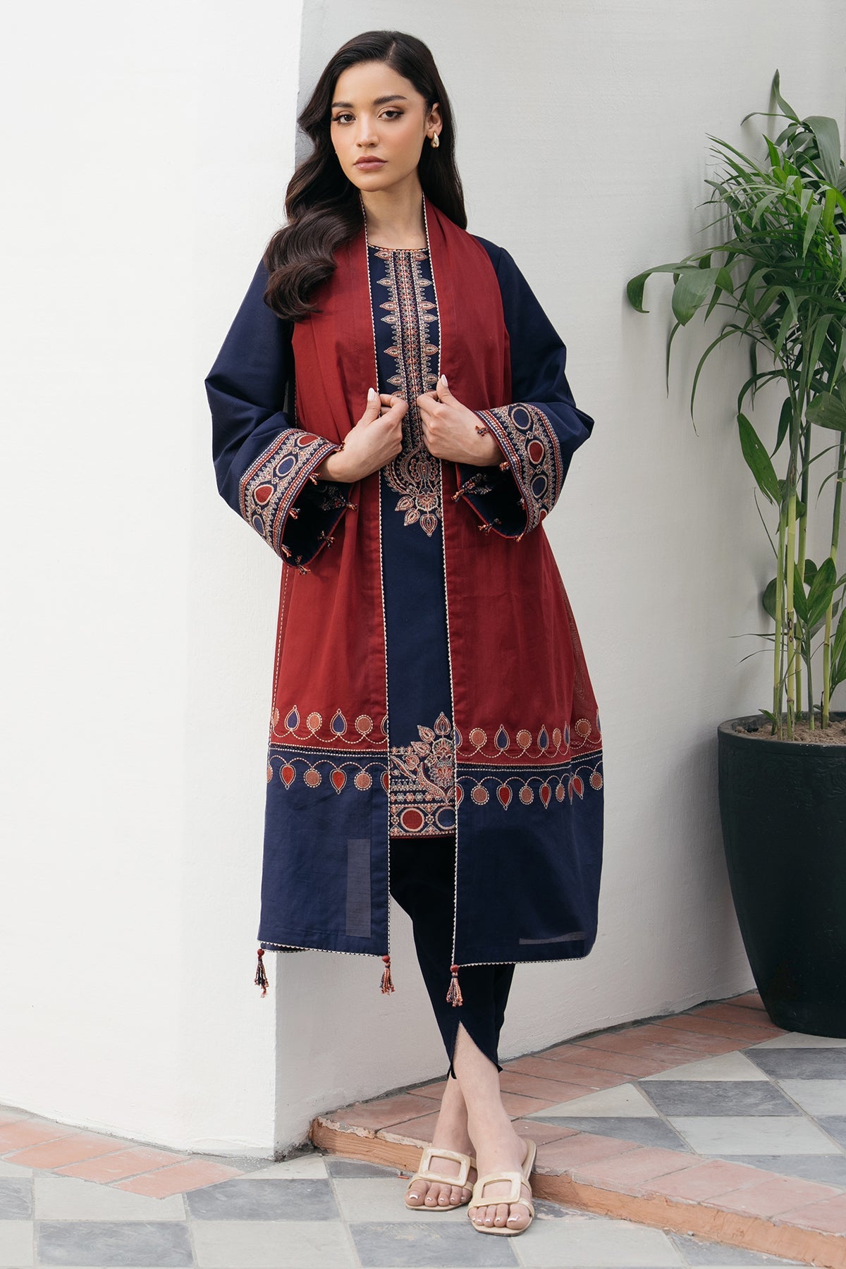 JAZMIN 3PC DHANAK EMBROIDERED SHIRT WITH CORTRAI WOOL PRINTED SHAWL AND  TROUSER