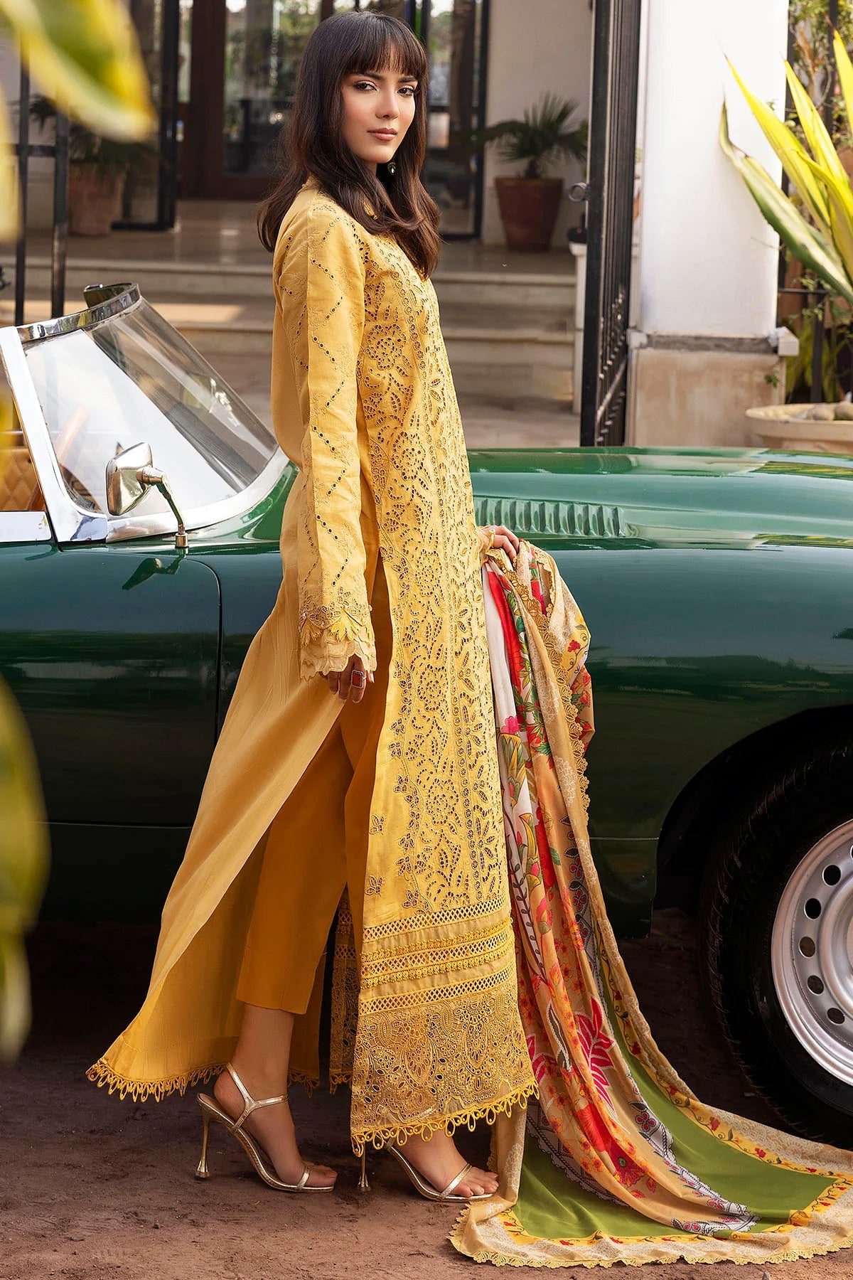 Unstitched 3PC dhannak Chickenkari Embroidered Suit