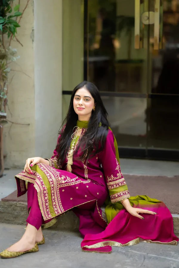 OMAL PINK- 3PC LAWN EMBROIDERED With Bamber Dupatta