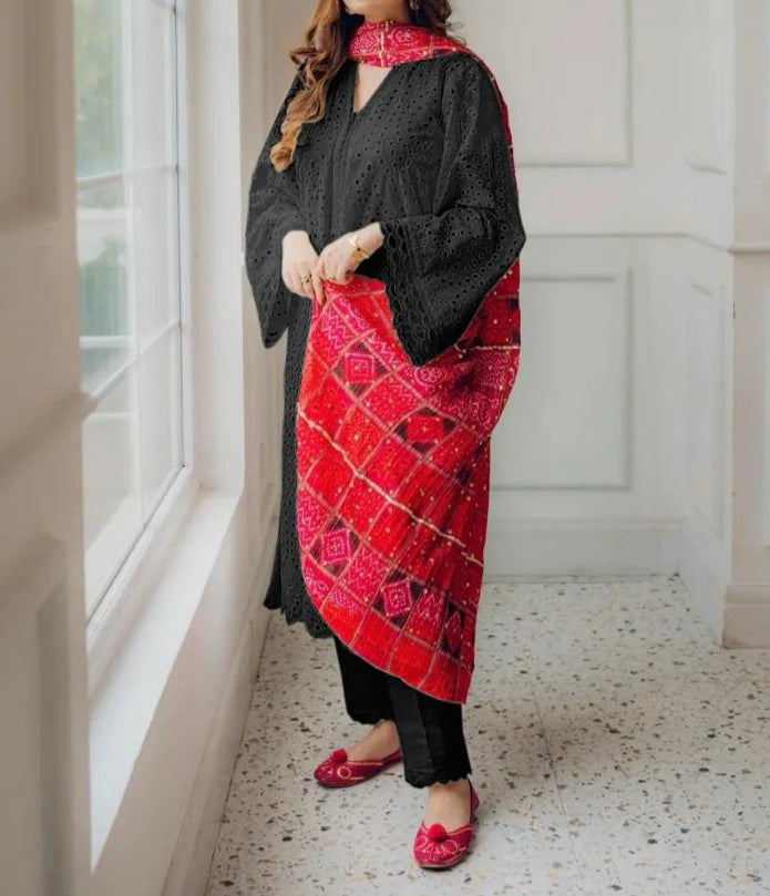 Maria.B 3Pc Chikenkari Embroidered With Printed Lawn Dupatta
