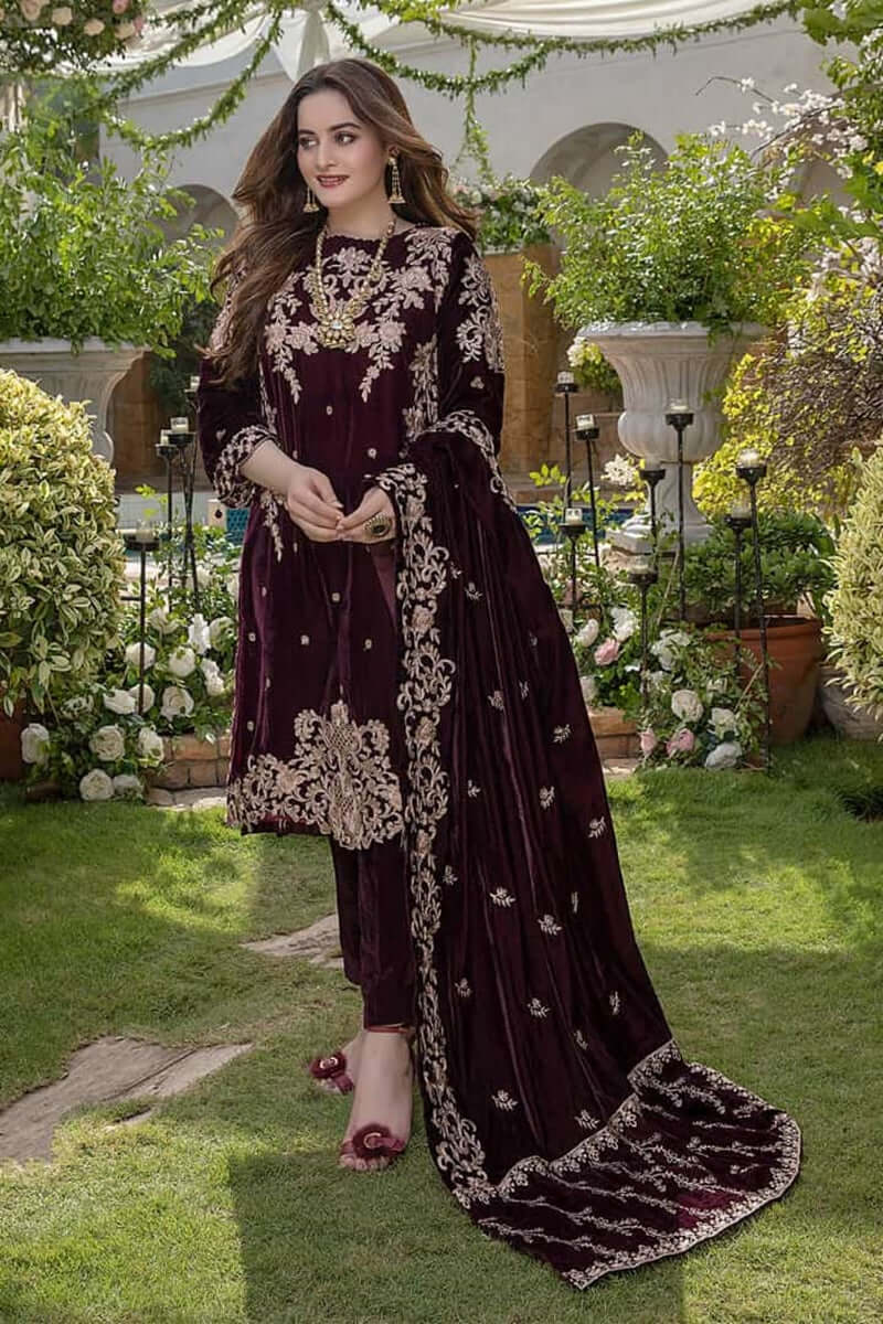 Unstitched Embroidered Velvet 3PCs With Velvet Shawl